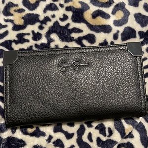 Jessica Simpson wallet